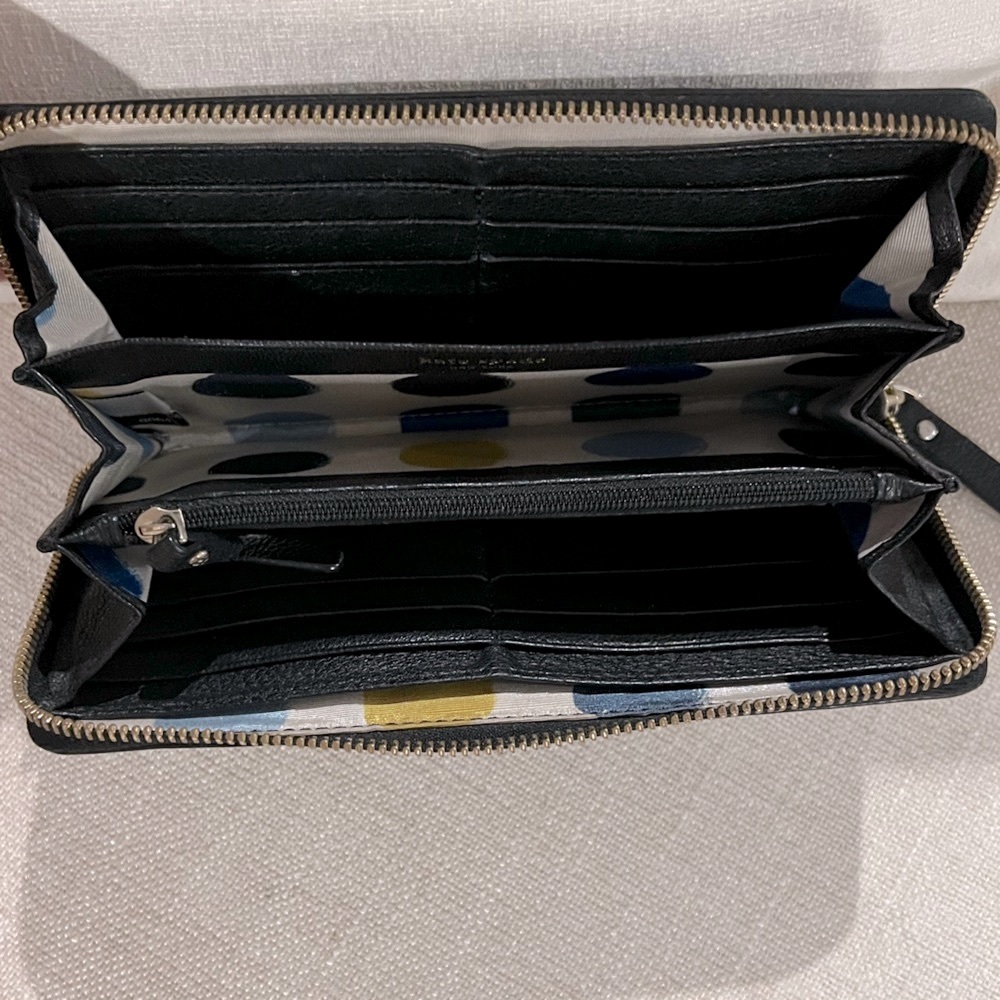Kate Spade Continental Zip-around Black Leather Wallet - Picture 4 of 13